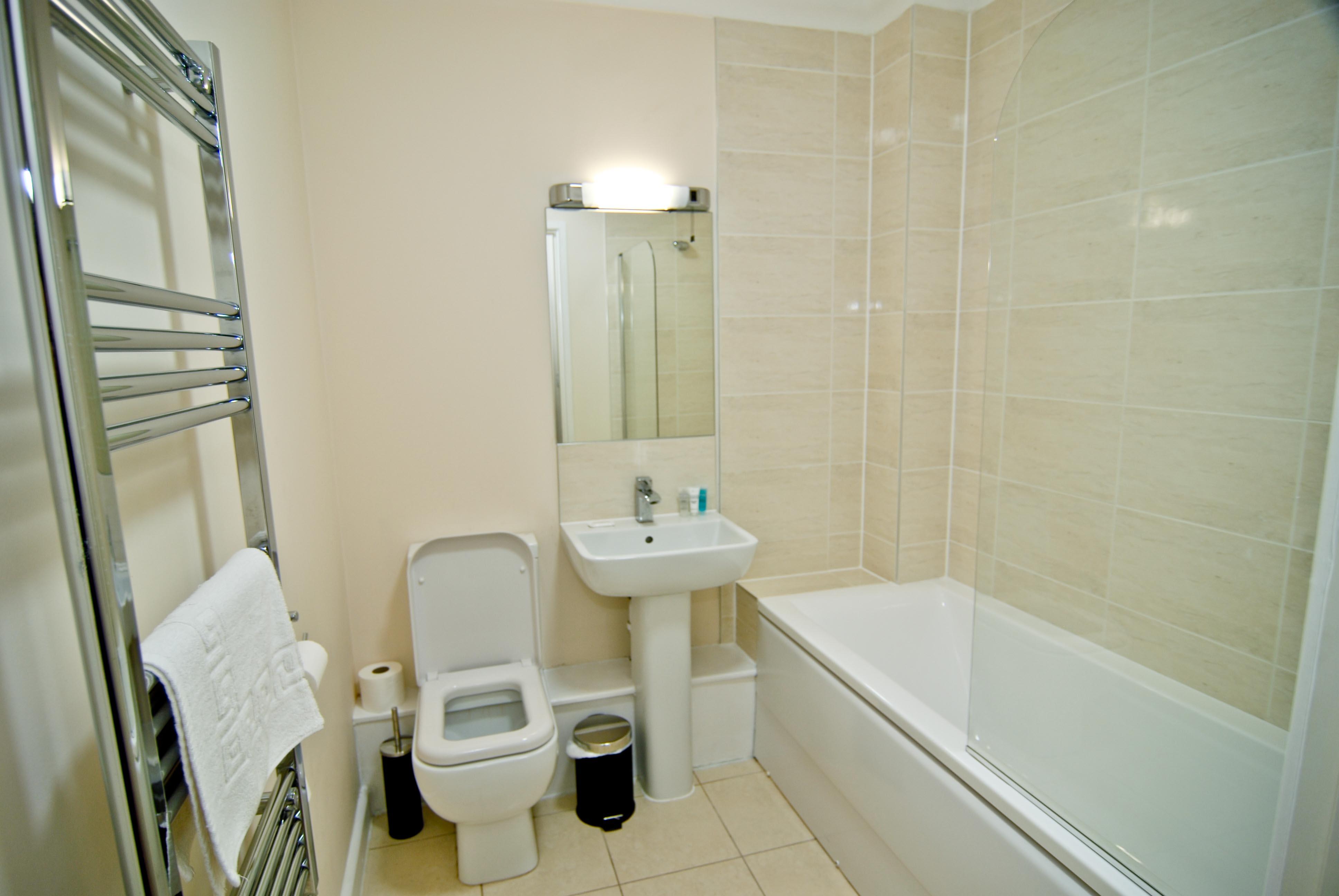 Room And Roof Southampton Serviced Apartments Exterior photo