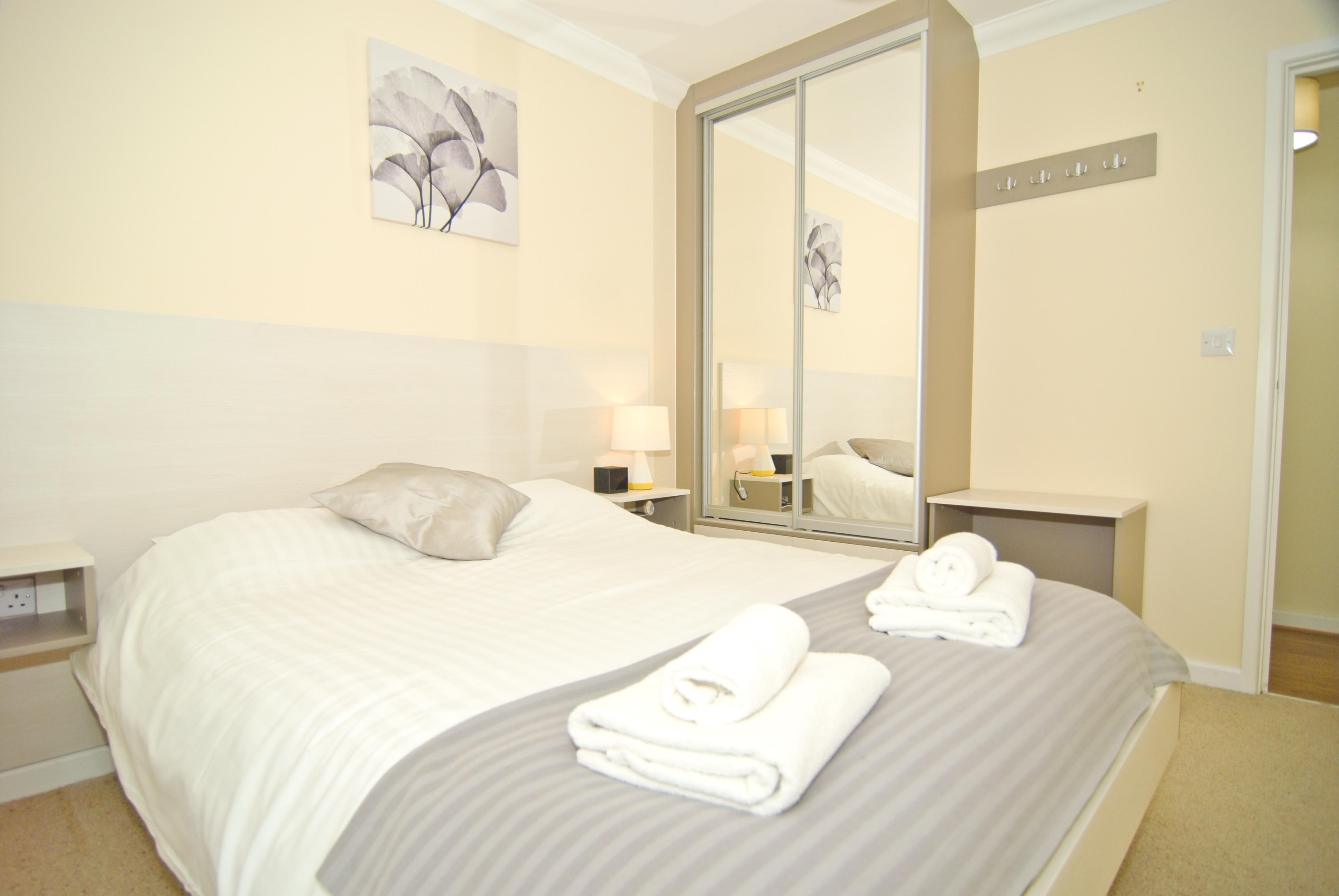 Room And Roof Southampton Serviced Apartments Exterior photo