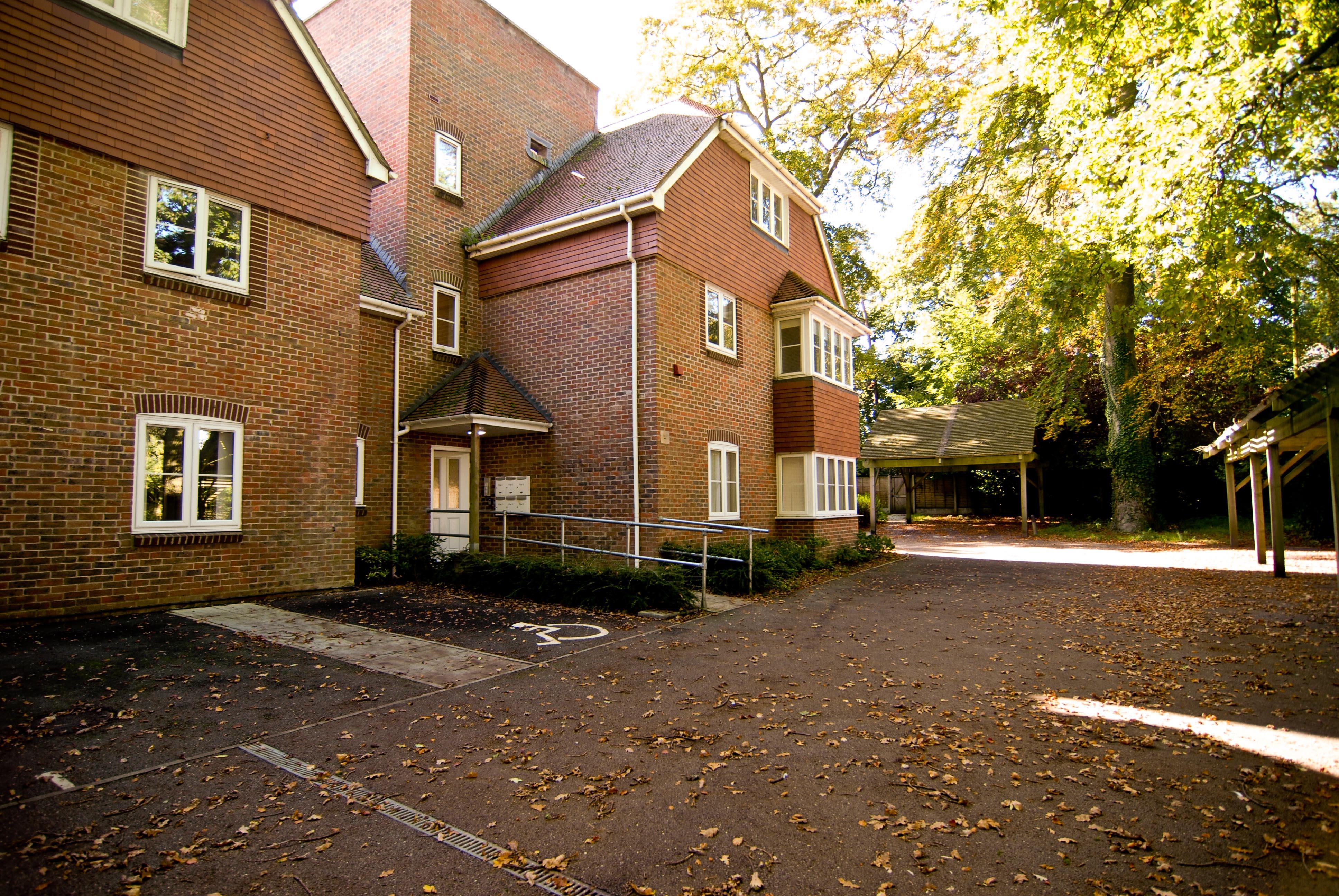 Room And Roof Southampton Serviced Apartments Exterior photo