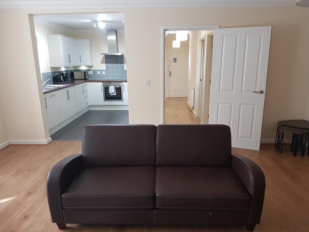 Room And Roof Southampton Serviced Apartments Exterior photo